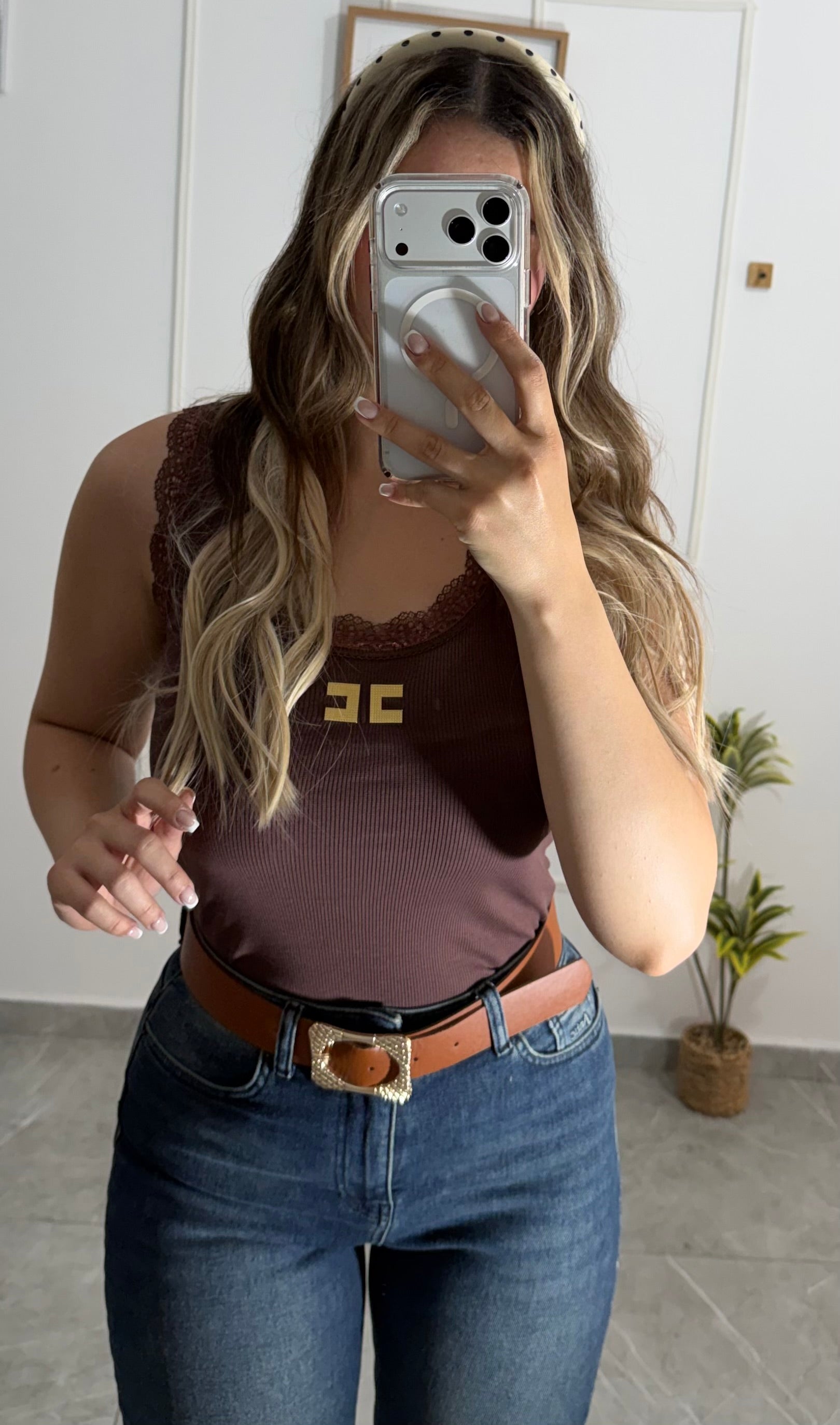 شيال مع دانتيل Elisabetta